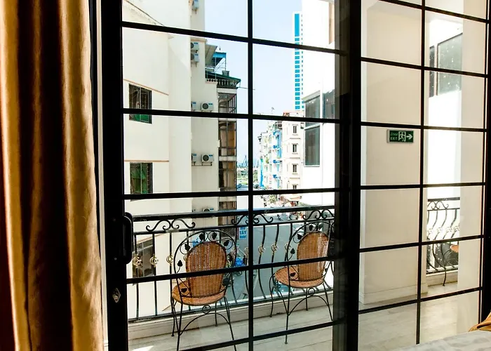 Starlight & Travel Hotel Ha Long