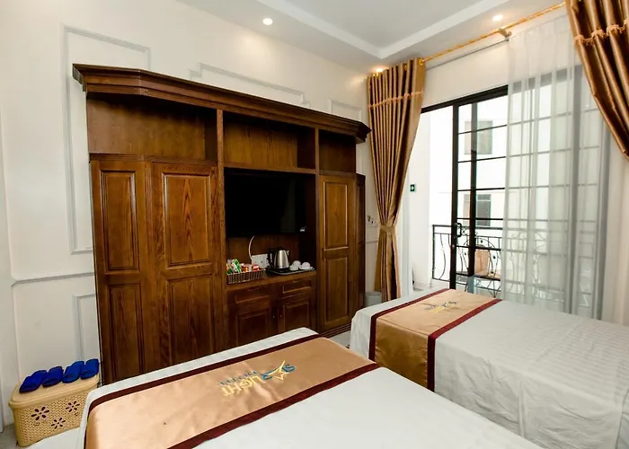 Starlight & Travel Hotel *